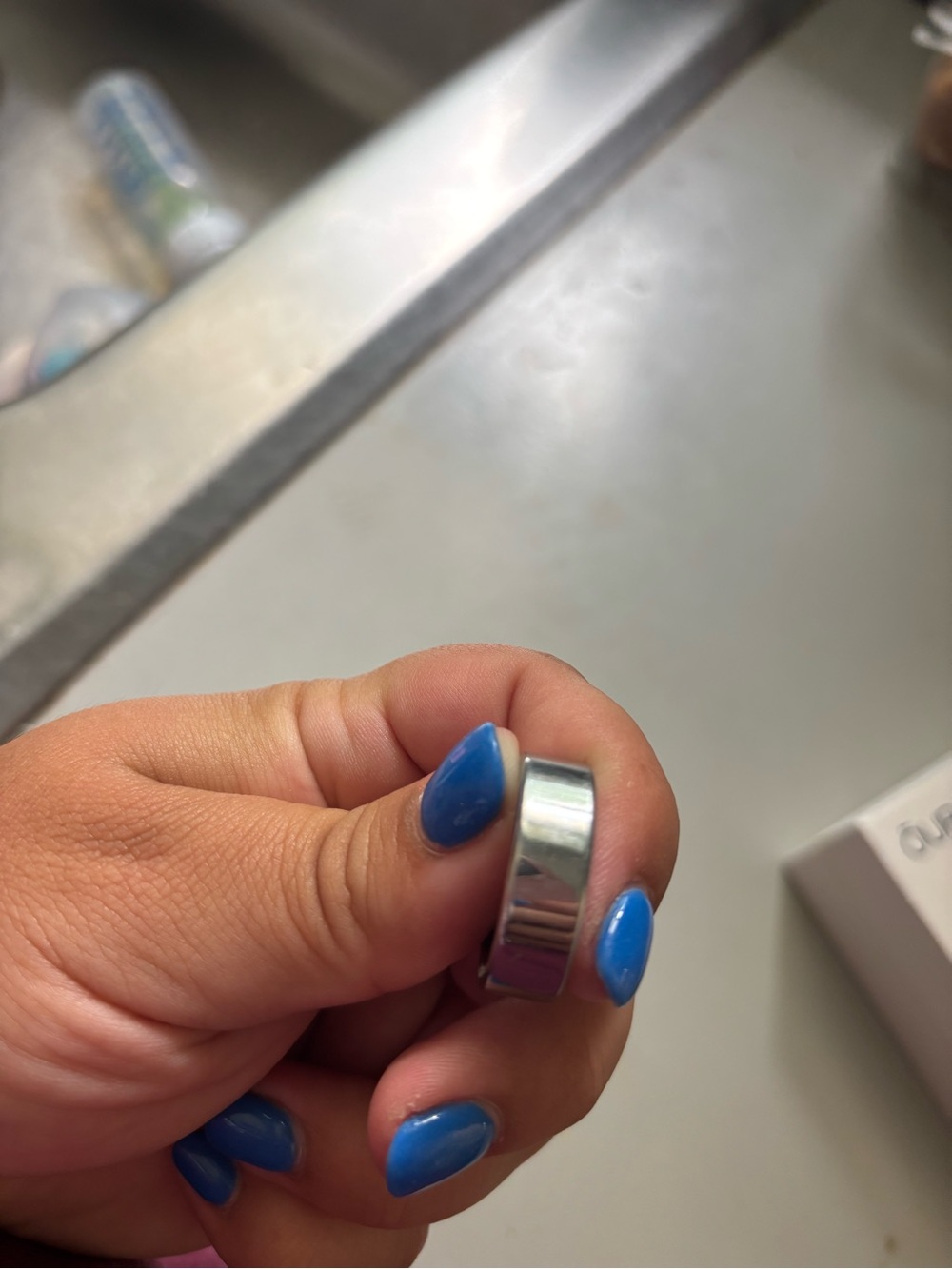 Oura ring - Picture 2 of 7